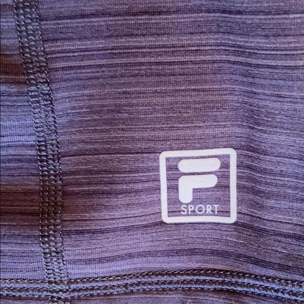 🥭 (4 for $15) FILA Sport Pullover with Thumb Loops - Picture 10 of 10
